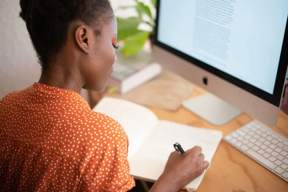 Content writing service photograph